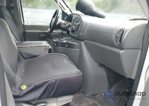 2007 Ford E-350 Super Duty Commercial/Recreational z USA, uszkodzony, nr VIN 1FTSE34L67DA38934